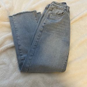 PrettyLittleThing Jeans
